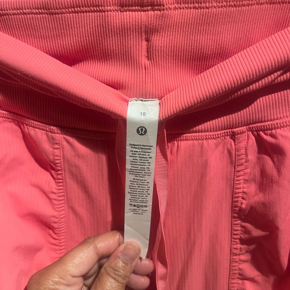 Lululemon Sakura Pink Pants Size 10 - Picture 3 of 7
